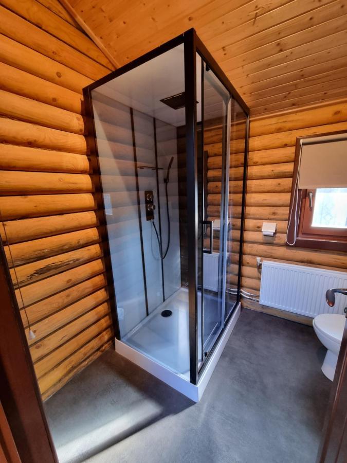 Finse Woning Op Camping De Tulpenweide Breezand Kültér fotó
